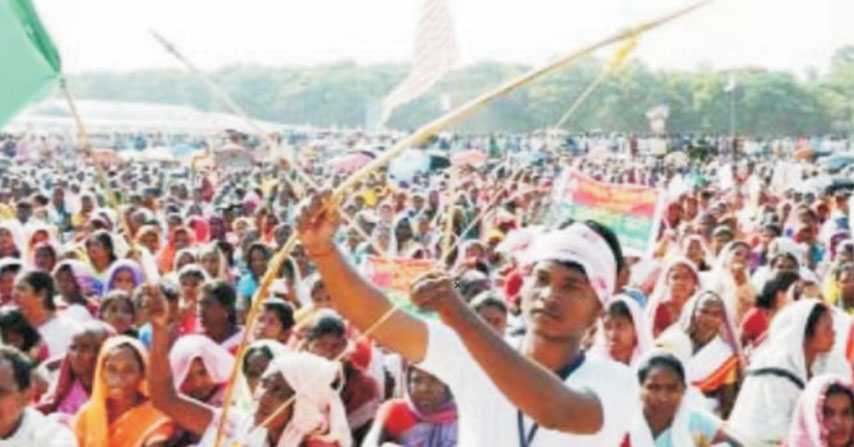 आदिवासियों के बहाने अलगाववाद का बीजारोपण